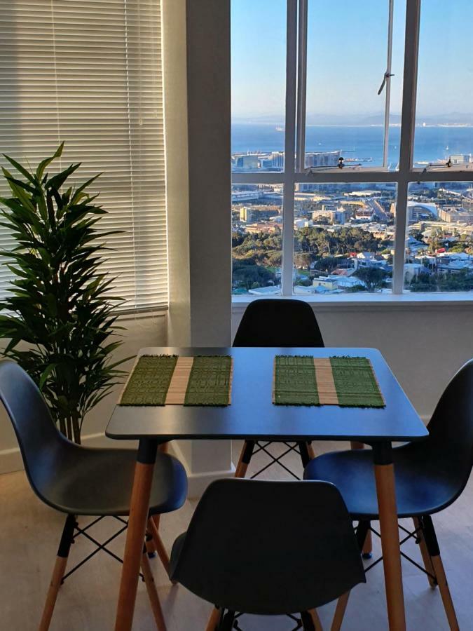 Disa Park 14Th Floor Apartment With City Views كيب تاون المظهر الخارجي الصورة
