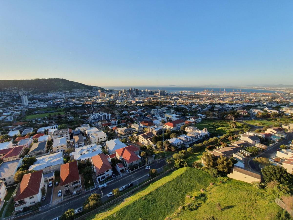 Disa Park 14Th Floor Apartment With City Views كيب تاون المظهر الخارجي الصورة